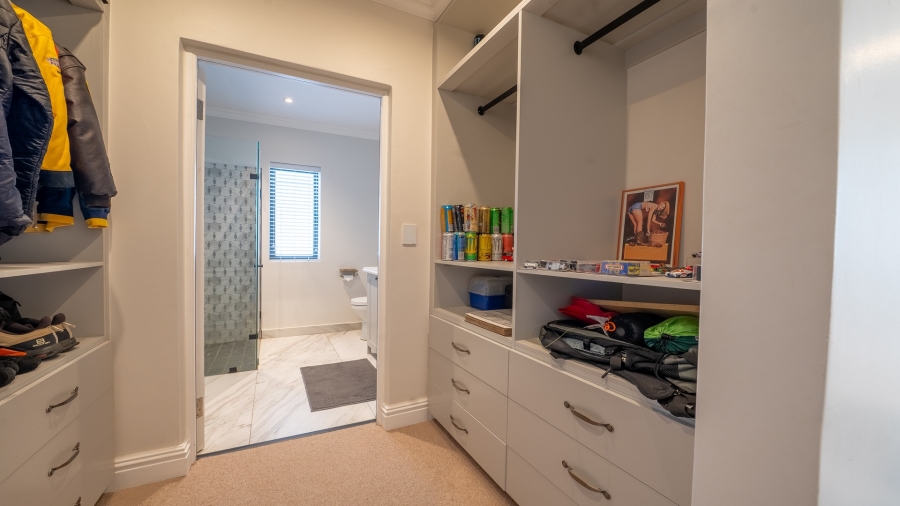 4 Bedroom Property for Sale in Green Pastures Western Cape